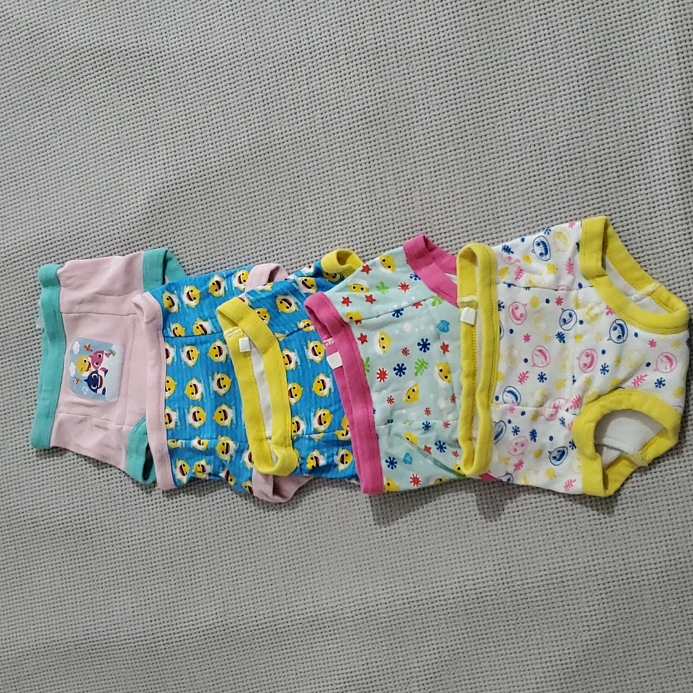 Baby shark training pants 2T
